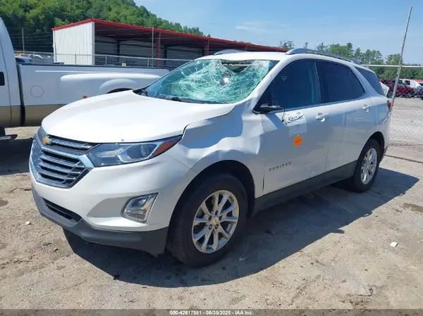 2GNAXSEV8J6134710 2018 CHEVROLET EQUINOX - Image 2
