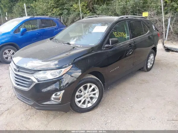 2GNAXSEV8J6162667 2018 CHEVROLET EQUINOX - Image 2
