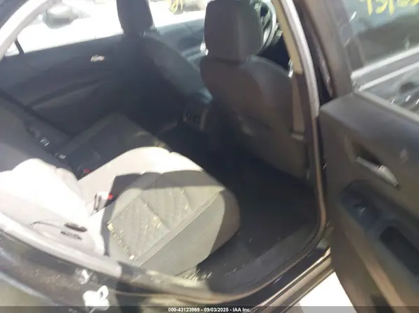 2GNAXSEV8J6162667 2018 CHEVROLET EQUINOX - Image 8