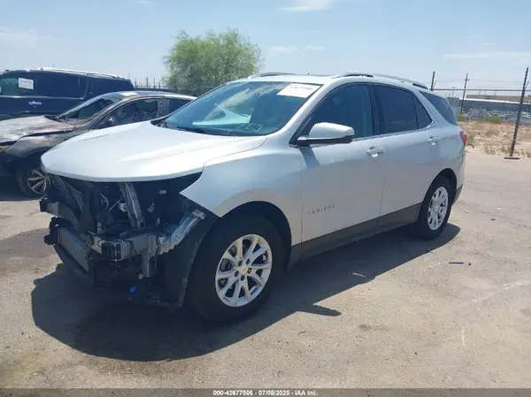 2GNAXSEV8J6211317 2018 CHEVROLET EQUINOX - Image 2
