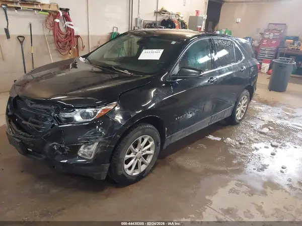 2GNAXSEV8J6211799 2018 CHEVROLET EQUINOX - Image 2