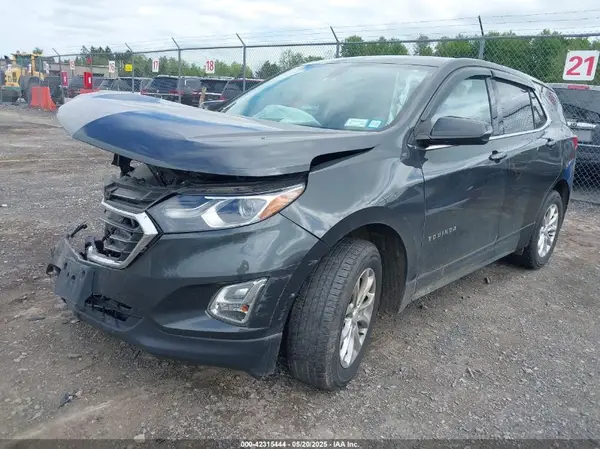 2GNAXSEV8J6242910 2018 CHEVROLET EQUINOX - Image 2