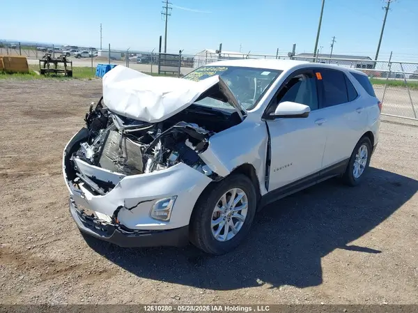 2GNAXSEV8J6332199 2018 CHEVROLET EQUINOX - Image 2