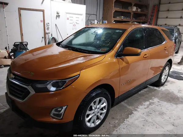 2GNAXSEV8J6344885 2018 CHEVROLET EQUINOX - Image 2
