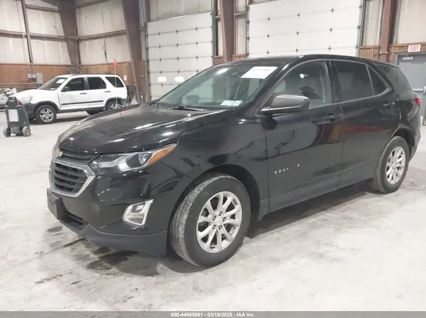 2GNAXSEV8K6187425 2019 CHEVROLET EQUINOX - Image 2