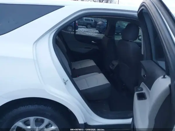 2GNAXSEV8K6201971 2019 CHEVROLET EQUINOX - Image 8