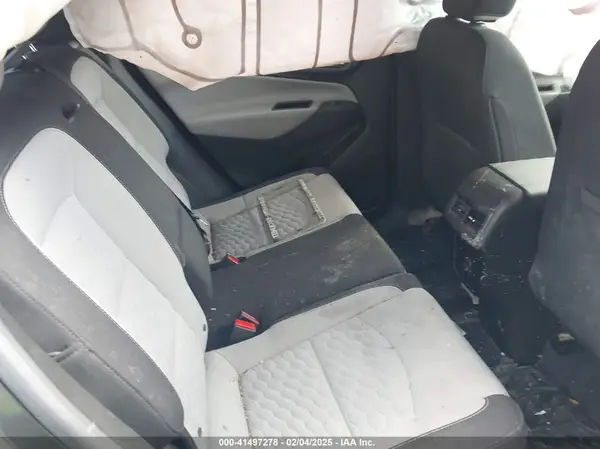2GNAXSEV8K6207107 2019 CHEVROLET EQUINOX - Image 8