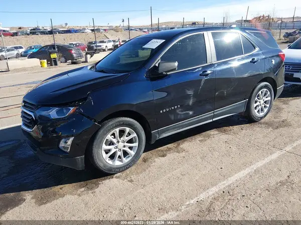 2GNAXSEV8L6133205 2020 CHEVROLET EQUINOX - Image 2