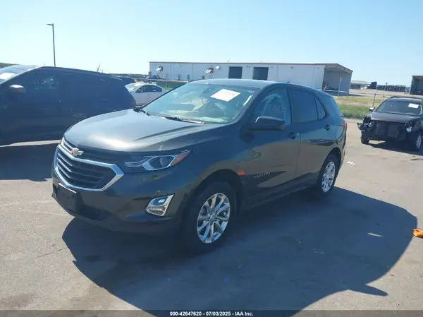 2GNAXSEV8L6273870 2020 CHEVROLET EQUINOX - Image 2