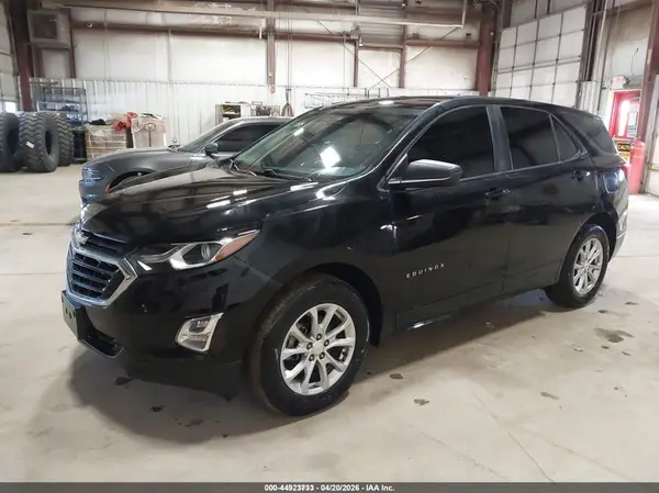 2GNAXSEV8M6100948 2021 CHEVROLET EQUINOX - Image 2