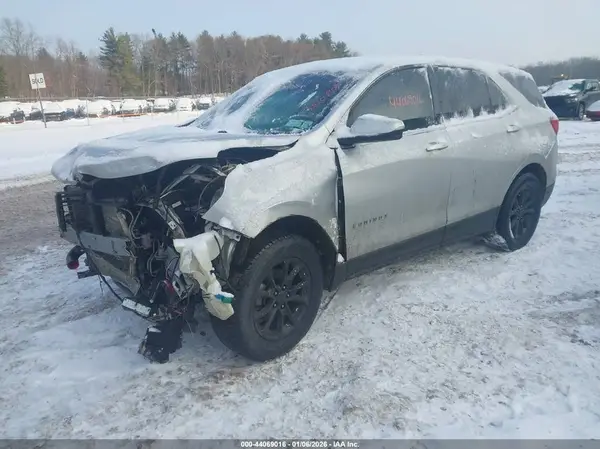 2GNAXSEV9J6102591 2018 CHEVROLET EQUINOX - Image 2