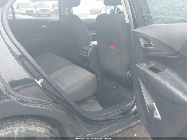 2GNAXSEV9J6118032 2018 CHEVROLET EQUINOX - Image 8