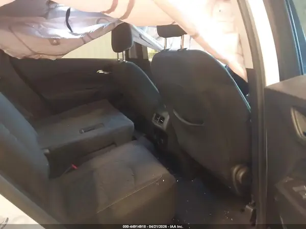 2GNAXSEV9J6121674 2018 CHEVROLET EQUINOX - Image 8