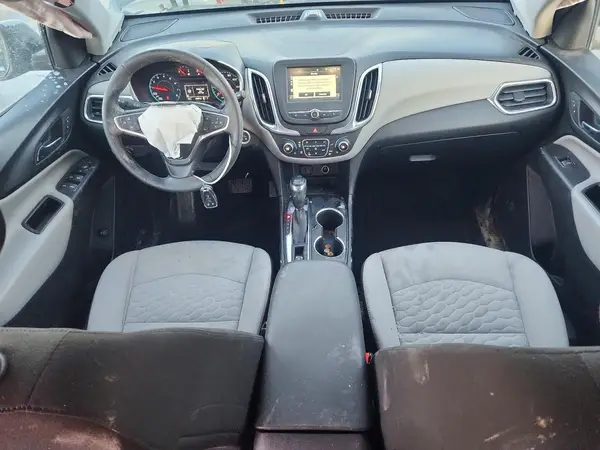 2GNAXSEV9J6133064 2018 CHEVROLET EQUINOX - Image 8