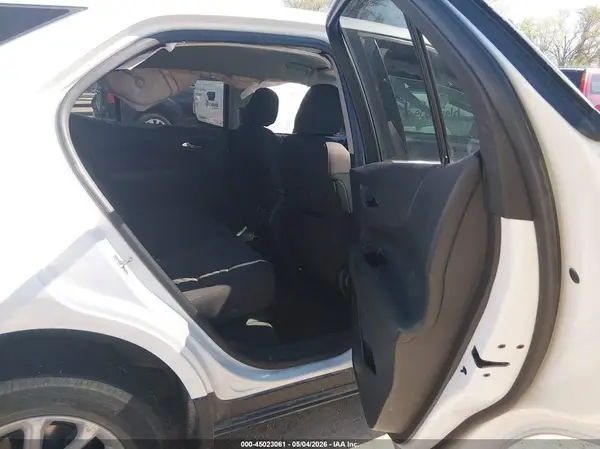 2GNAXSEV9J6139026 2018 CHEVROLET EQUINOX - Image 8