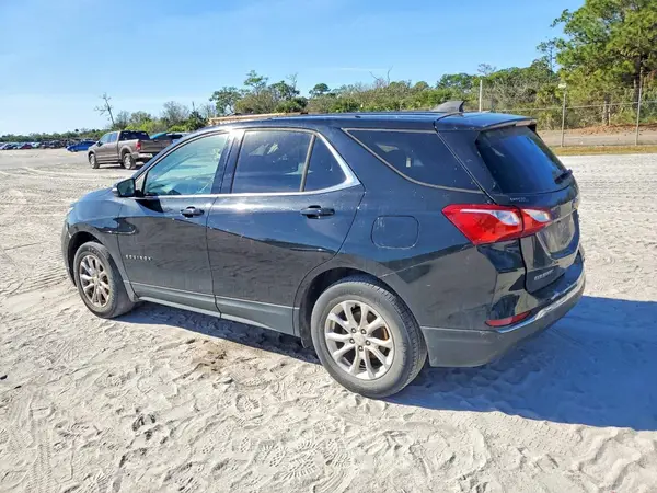 2GNAXSEV9J6150396 2018 CHEVROLET EQUINOX - Image 2