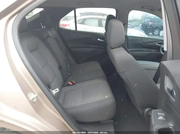 2GNAXSEV9J6166260 2018 CHEVROLET EQUINOX - Image 8