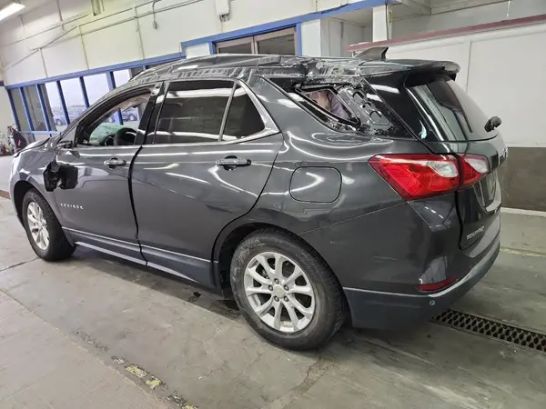 2GNAXSEV9J6175072 2018 CHEVROLET EQUINOX - Image 2