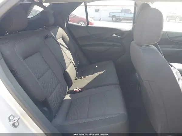 2GNAXSEV9J6209804 2018 CHEVROLET EQUINOX - Image 8