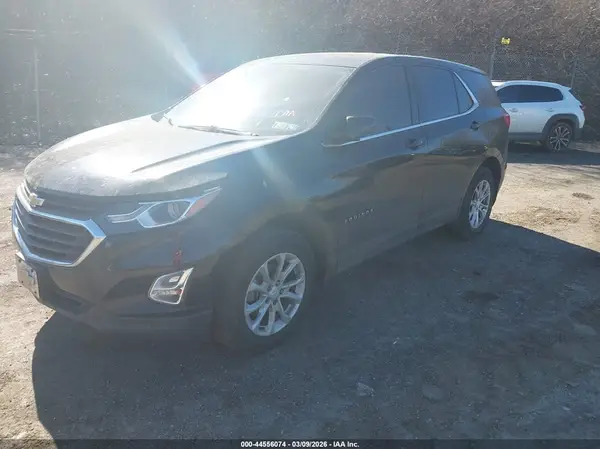 2GNAXSEV9J6221919 2018 CHEVROLET EQUINOX - Image 2