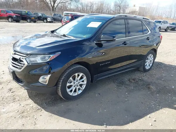 2GNAXSEV9J6226568 2018 CHEVROLET EQUINOX - Image 2