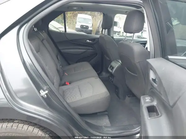 2GNAXSEV9J6238963 2018 CHEVROLET EQUINOX - Image 8