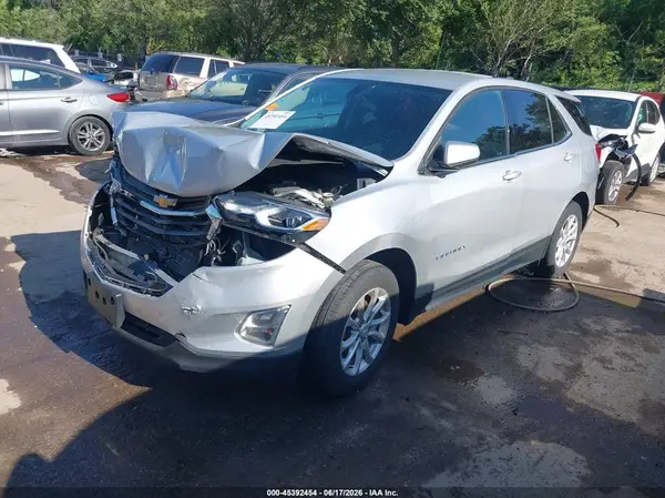 2GNAXSEV9J6266617 2018 CHEVROLET EQUINOX - Image 2