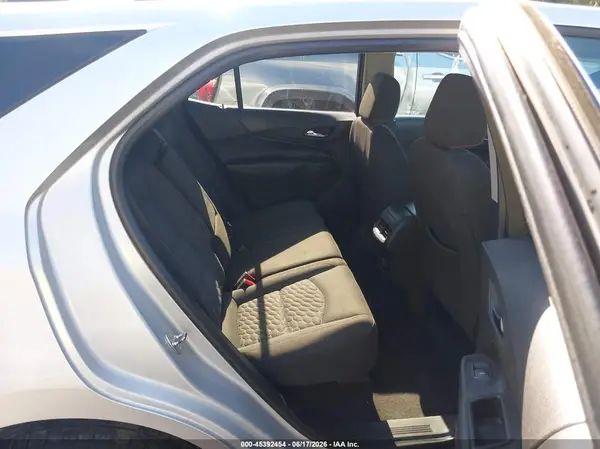 2GNAXSEV9J6266617 2018 CHEVROLET EQUINOX - Image 8
