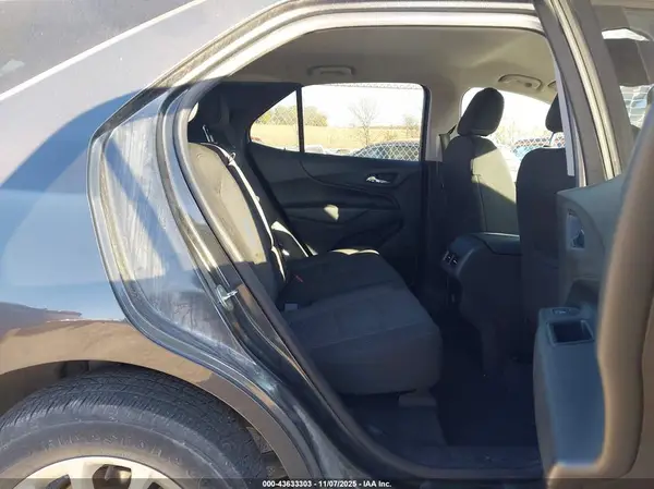 2GNAXSEV9J6289394 2018 CHEVROLET EQUINOX - Image 8