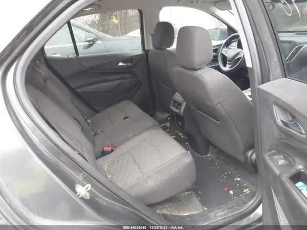 2GNAXSEV9J6312527 2018 CHEVROLET EQUINOX - Image 8