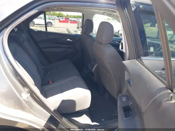 2GNAXSEV9J6324158 2018 CHEVROLET EQUINOX - Image 8