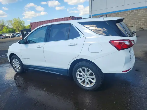2GNAXSEV9J6351845 2018 CHEVROLET EQUINOX - Image 2