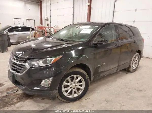2GNAXSEV9K6121904 2019 CHEVROLET EQUINOX - Image 2
