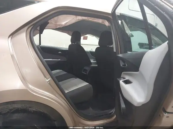 2GNAXSEV9K6125614 2019 CHEVROLET EQUINOX - Image 8