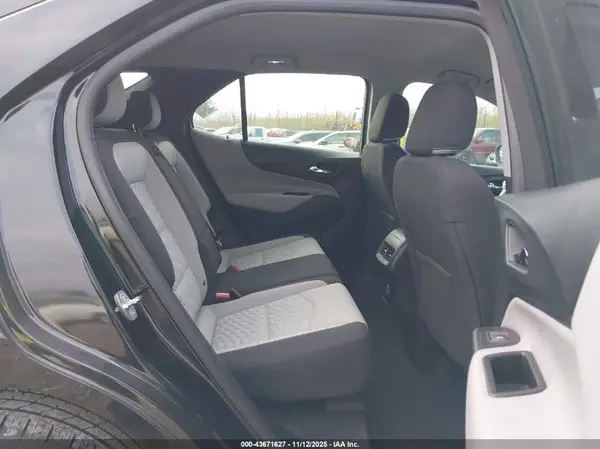 2GNAXSEV9K6307121 2019 CHEVROLET EQUINOX - Image 8