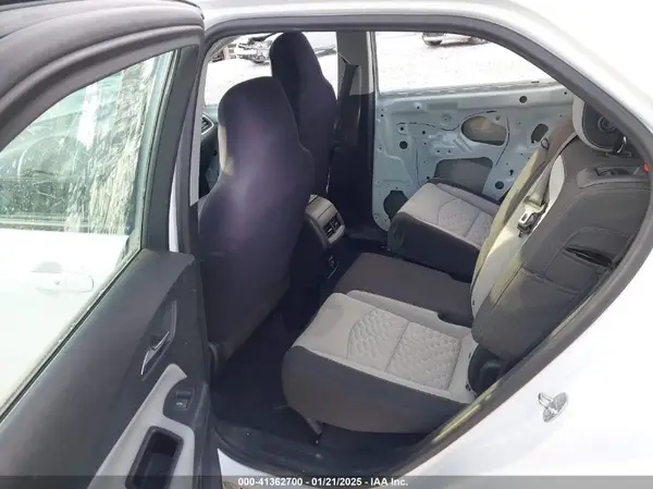2GNAXSEV9L6170506 2020 CHEVROLET EQUINOX - Image 8