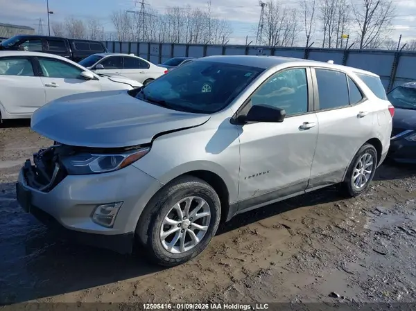 2GNAXSEV9L6229621 2020 CHEVROLET EQUINOX - Image 2