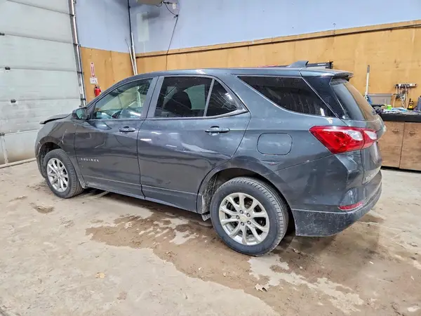 2GNAXSEV9M6119704 2021 CHEVROLET EQUINOX - Image 2