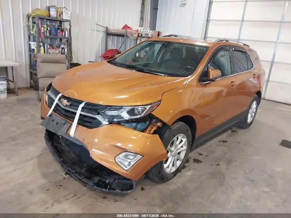 2GNAXSEVXJ6101921 2018 CHEVROLET EQUINOX - Image 2