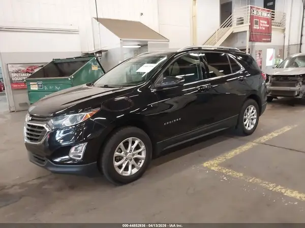 2GNAXSEVXJ6108691 2018 CHEVROLET EQUINOX - Image 2