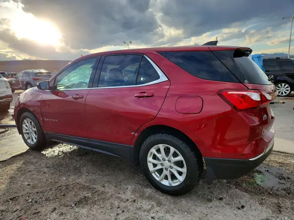 2GNAXSEVXJ6110957 2018 CHEVROLET EQUINOX - Image 2
