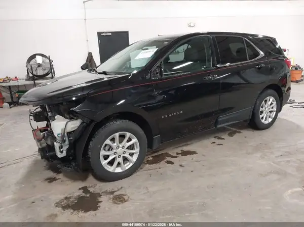 2GNAXSEVXJ6117567 2018 CHEVROLET EQUINOX - Image 2