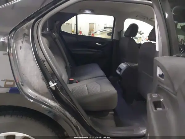 2GNAXSEVXJ6117567 2018 CHEVROLET EQUINOX - Image 8