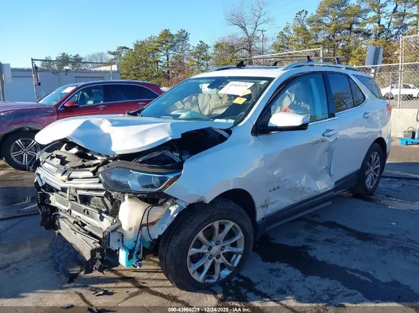 2GNAXSEVXJ6130660 2018 CHEVROLET EQUINOX - Image 2