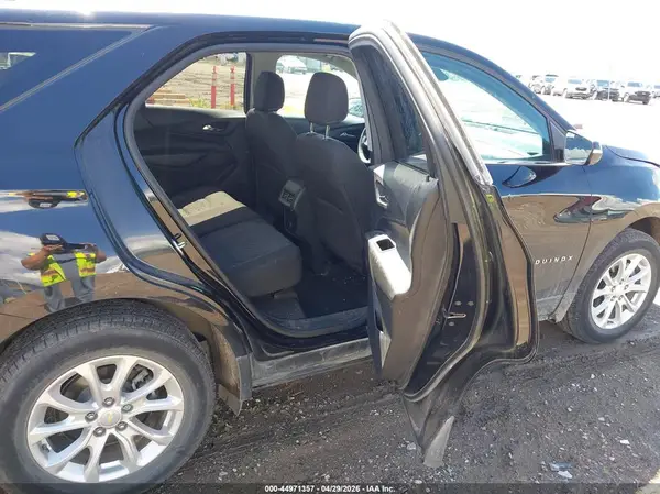 2GNAXSEVXJ6178188 2018 CHEVROLET EQUINOX - Image 8
