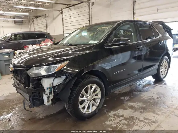 2GNAXSEVXJ6184413 2018 CHEVROLET EQUINOX - Image 2