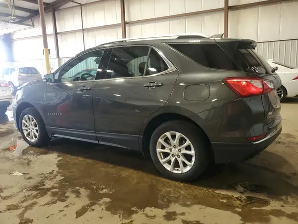2GNAXSEVXJ6184900 2018 CHEVROLET EQUINOX - Image 2