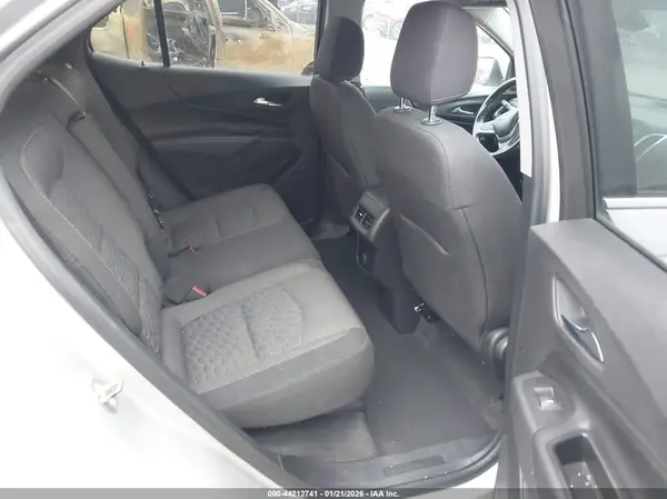 2GNAXSEVXJ6186176 2018 CHEVROLET EQUINOX - Image 8