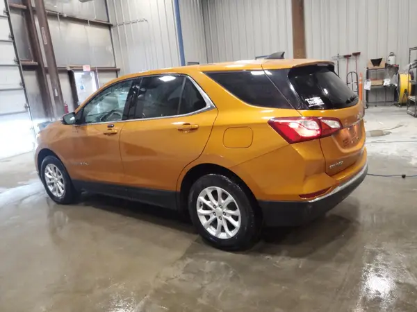 2GNAXSEVXJ6206426 2018 CHEVROLET EQUINOX - Image 2