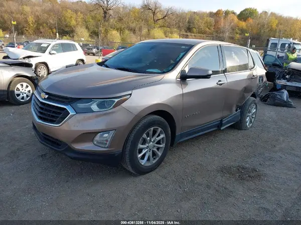 2GNAXSEVXJ6218642 2018 CHEVROLET EQUINOX - Image 2